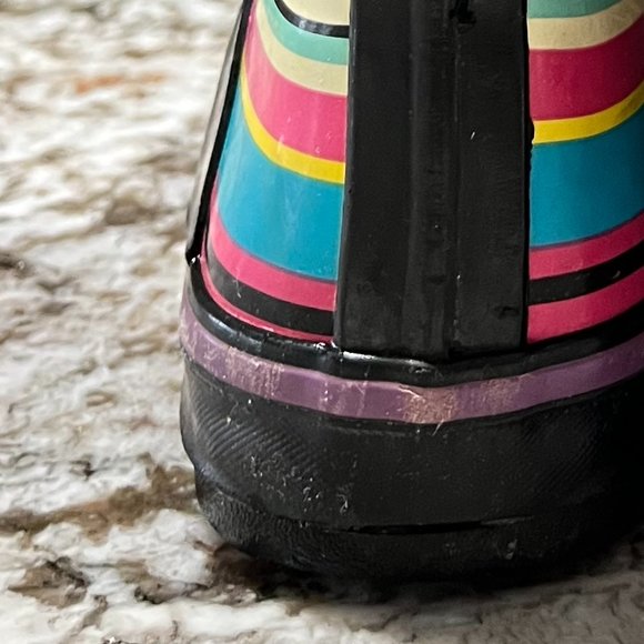 Kids Rubber Boots Size 1 - Picture 16 of 16